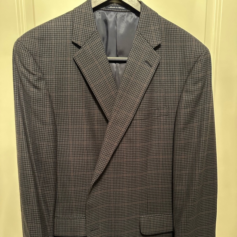 Austin Reed Blazer worn a few times. Bought new from Belk. 46R